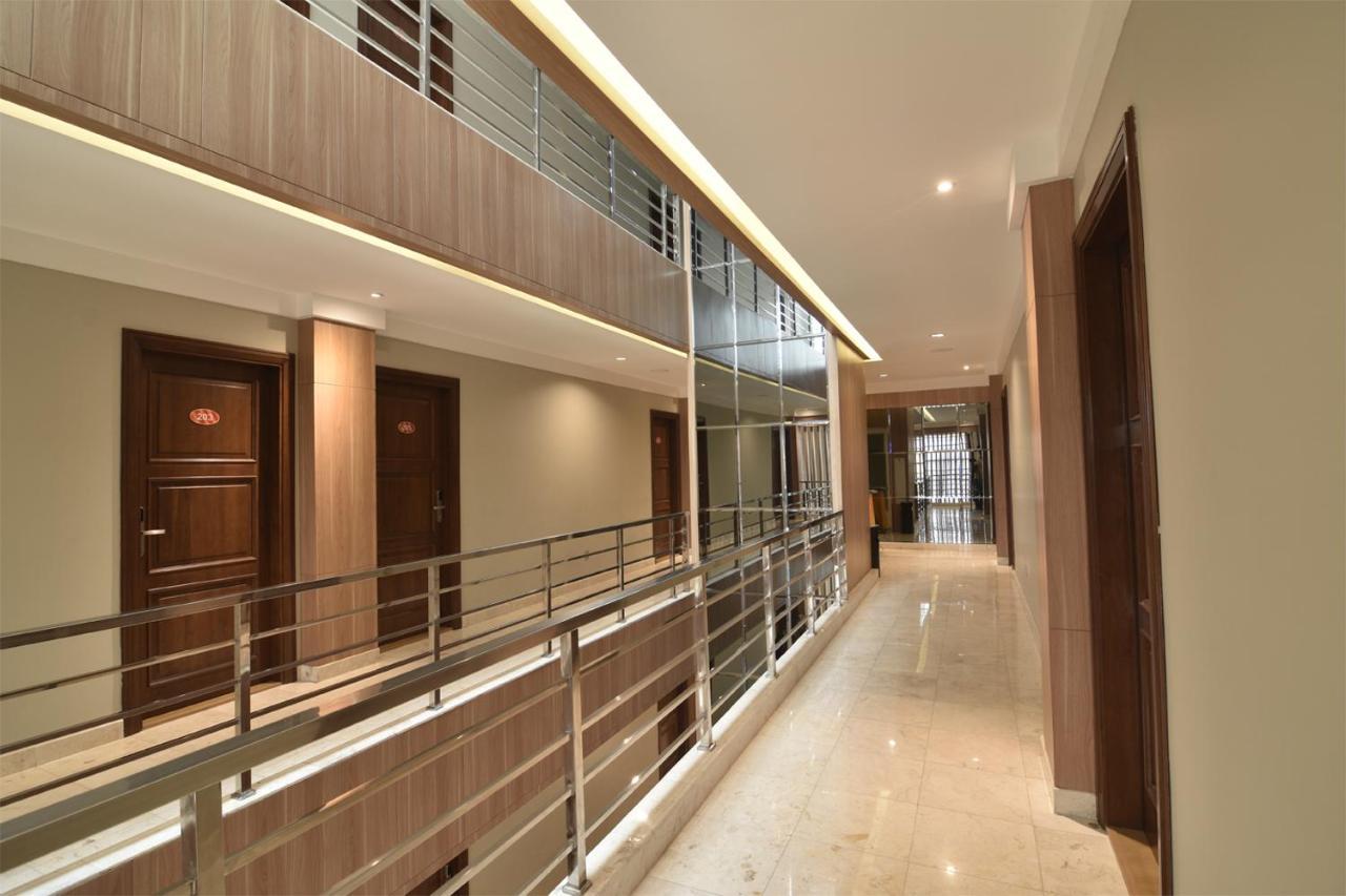 The Nyaman Motel Jakarta Exterior photo